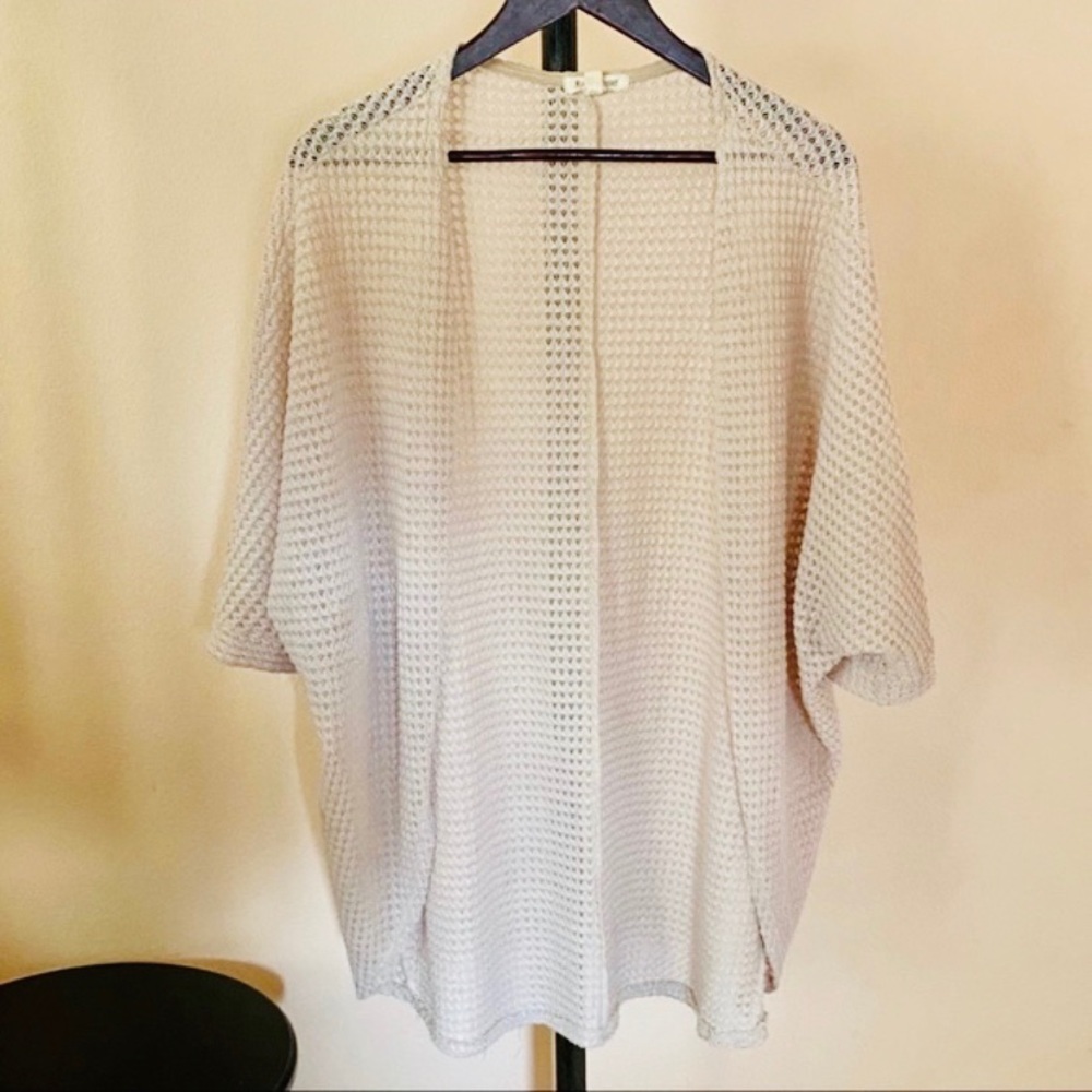 Cream Rolla Coster Shrug Poncho Cardigan M EUC